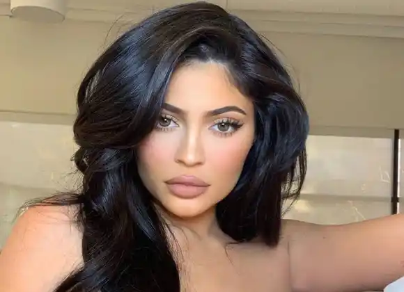 Así luce Kylie Jenner luego de perder más de 20 kilos