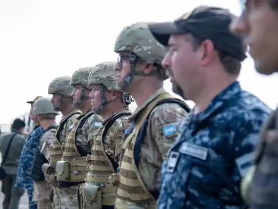 El Gobierno Nacional autoriza a militares a detener civiles en casos de flagrancia