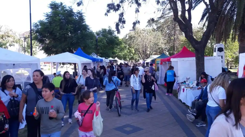 Este lunes vuelve el “Paseo de las Colectividades” a Venado Tuerto