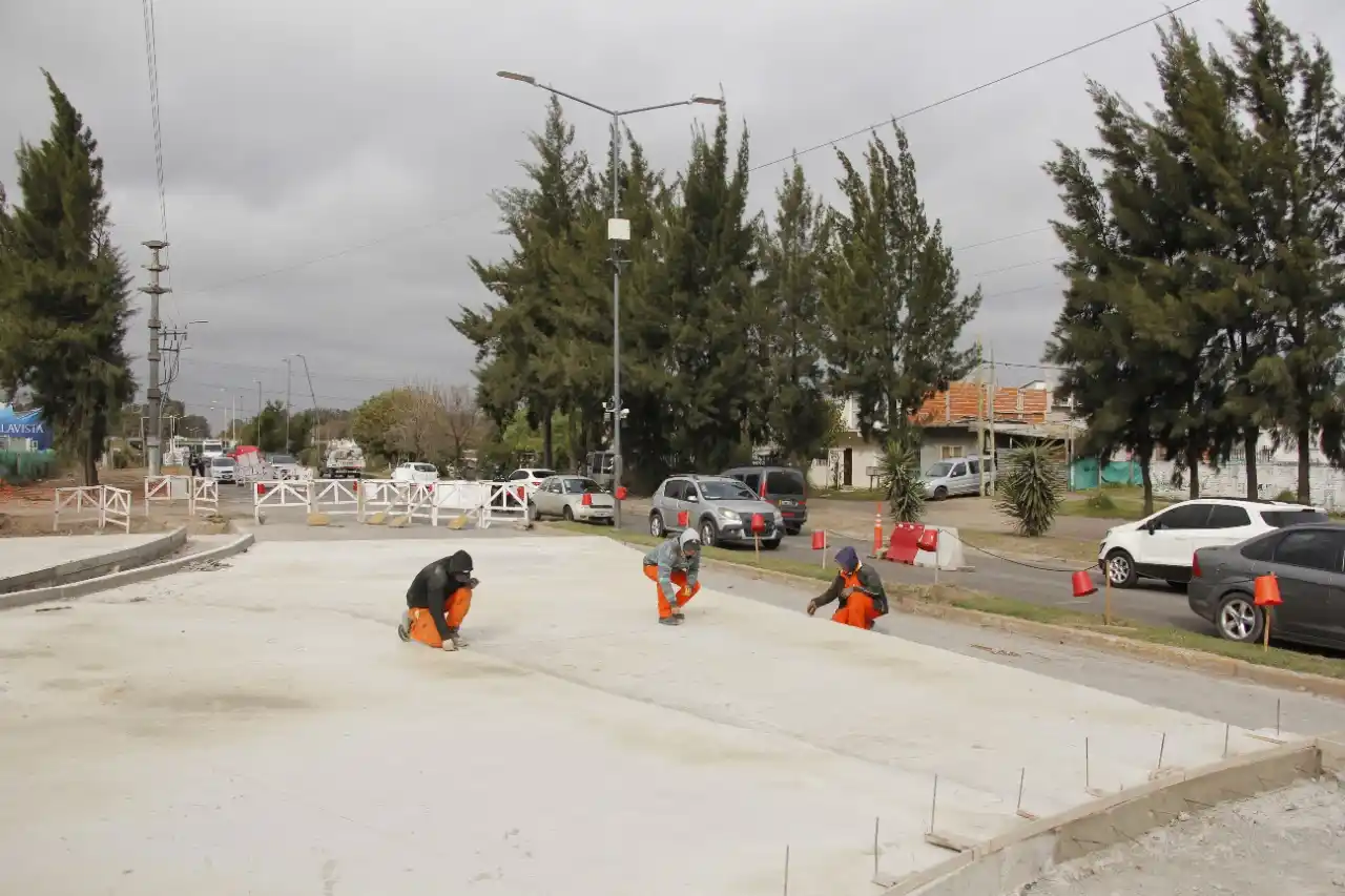 Comenzaron las obras para agilizar los ingresos a San Miguel por el Camino del Buen Ayre y anunciaron nuevas inversiones