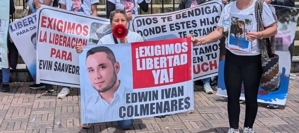 El Tiempo: embajador de Colombia pudo visitar a connacionales presos en El Rodeo I (+Lista)