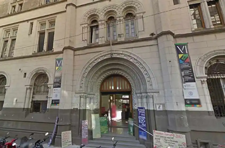 Los puntos de encuentro en Rosario para seguir la votación en el Congreso