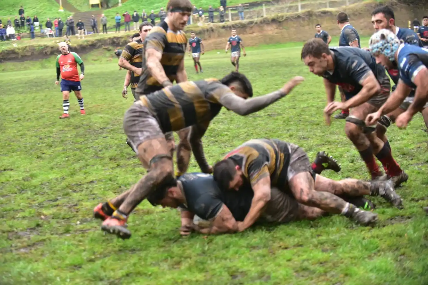 Uncas no pudo sumar su primer triunfo en el torneo. (Foto de Darío Alanis).