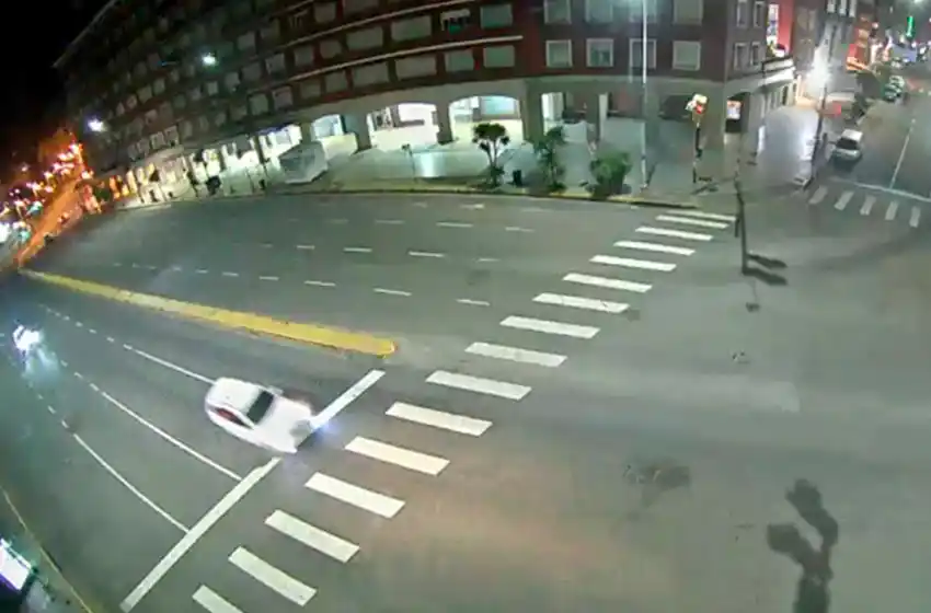 Corrían picadas y los detectaron por las cámaras del COM