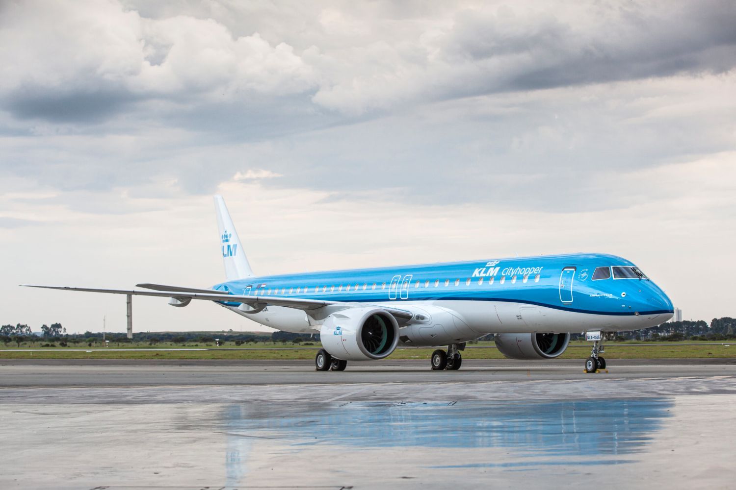 Embraer anuncia un acuerdo de pool con KLM Cityhopper para su flota de E195-E2