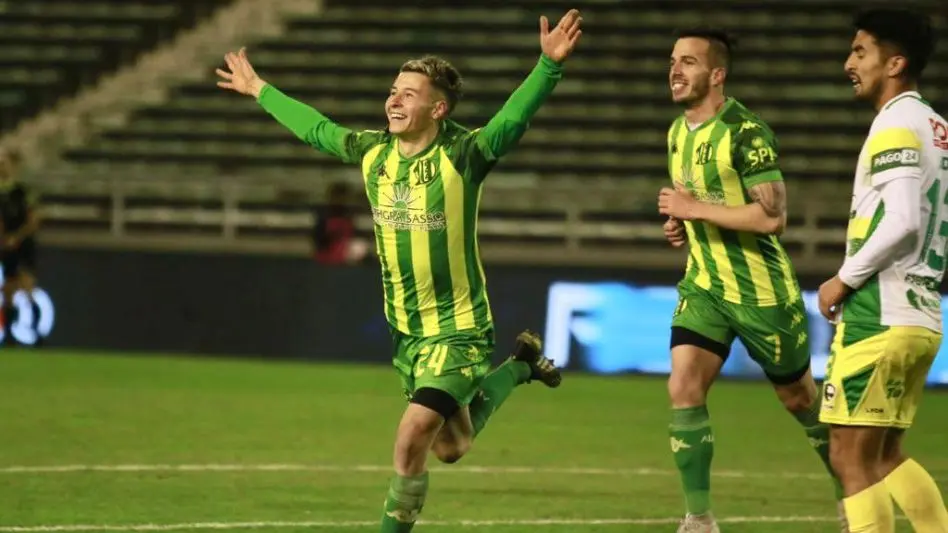 Aldosivi ganó en casa y cortó la mala racha de local