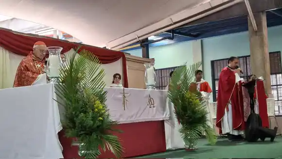 «El inocente paga los platos rotos»: cardenal Baltazar Porras se solidariza con los más vulnerables esta Semana Santa