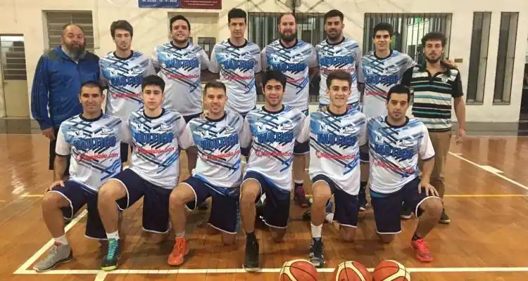 Náutico triunfó en San Antonio de Areco