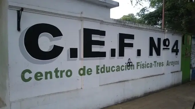 C.E.F. Centro de Educación Física (CEF), ubicado en la calle Lucio V. López al 120
