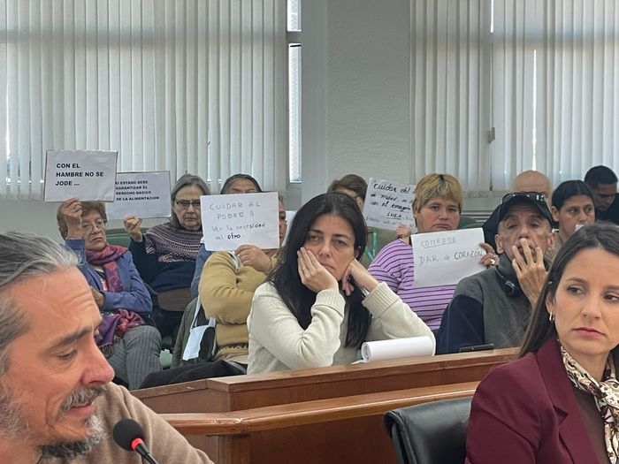 Con duras críticas de la oposición al Ejecutivo, el Concejo prorrogó la compra directa de alimentos - 3