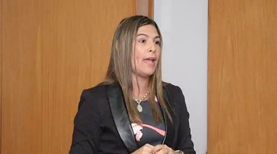 “Estamos en transición sobre nuestras conductas machistas y patriarcales, con las que hemos crecido”