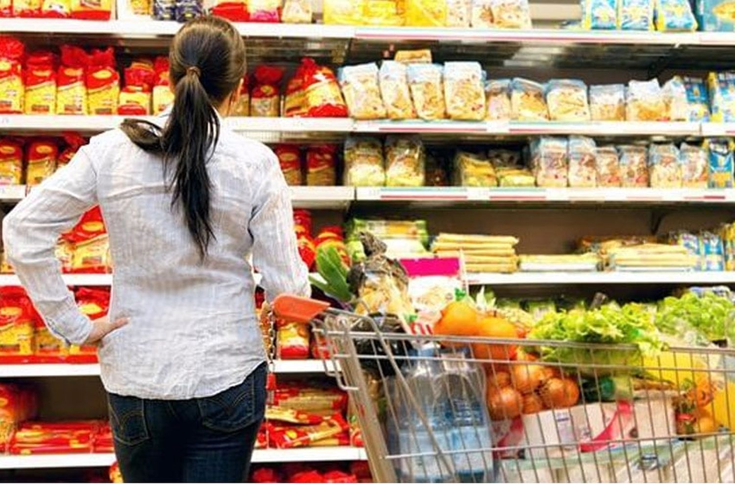 Estiman que la inflación de agosto sería del 4%, idéntica a la de julio