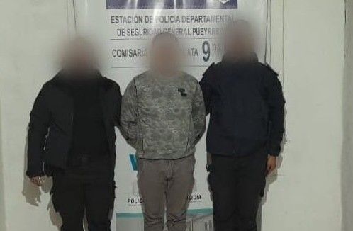 Ladrón experimentado fue detenido tras abrir una camioneta y llevarse varios elementos