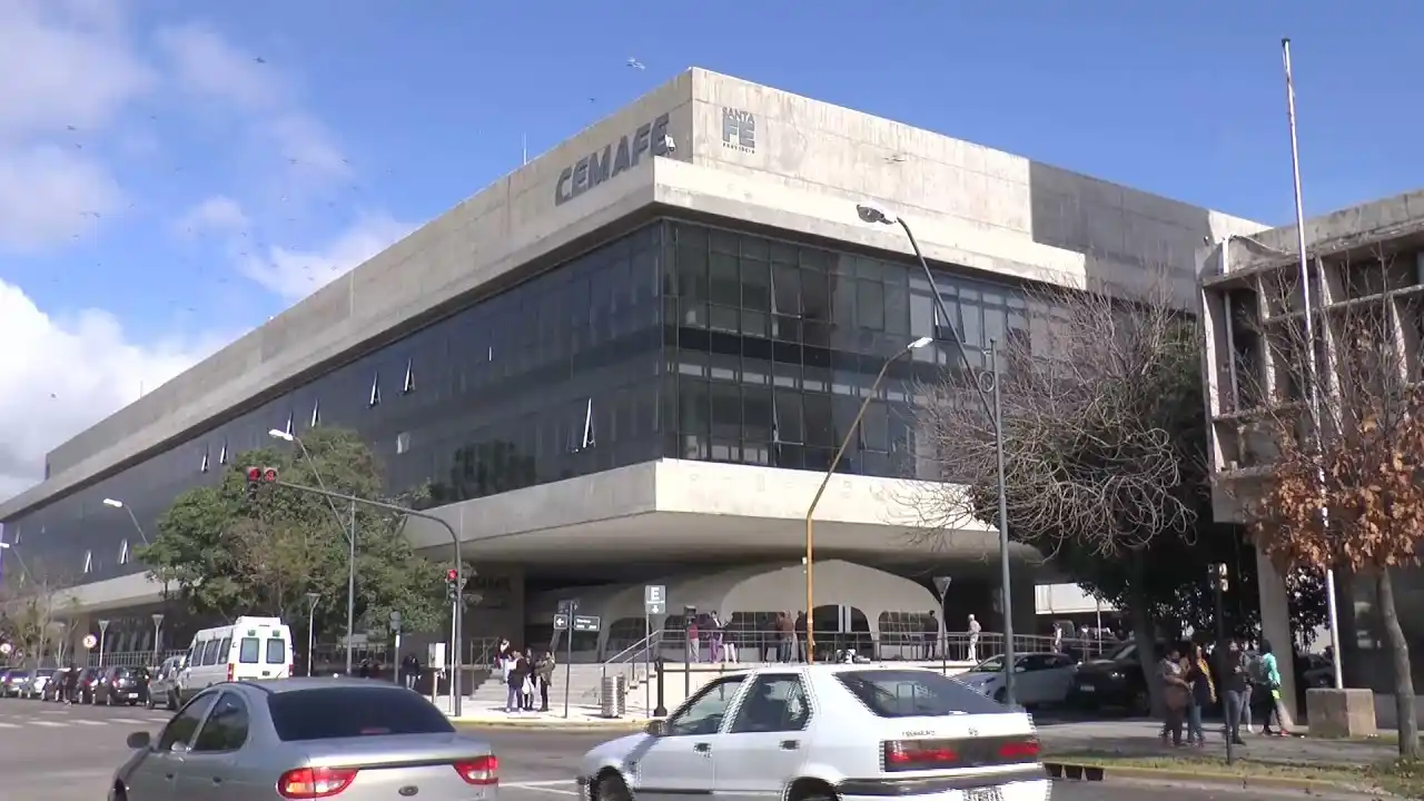 250 testeos por día y vacunación en el Cemafe
