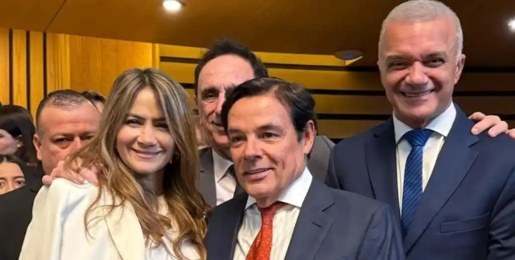 Los senadores Sonia Rojas Decut y Carlos Arce junto a Carlos Rovira, el dirigente más poderoso de Misiones