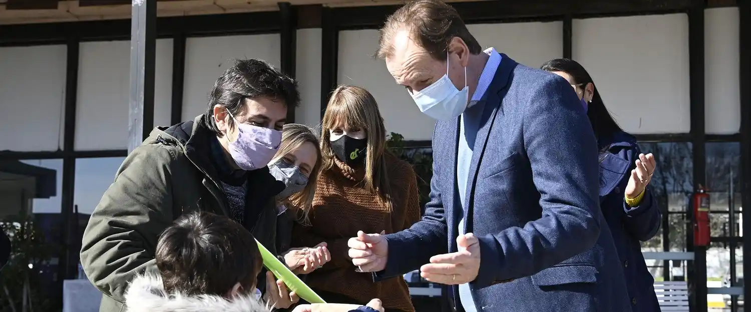 La salud en medio de la pandemia: Provincia tramita la compra de 40 nuevas ambulancias 