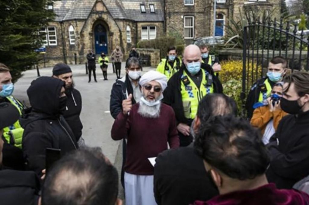 Inglaterra: suspenden a un profesor por mostrar una caricatura de Mahoma