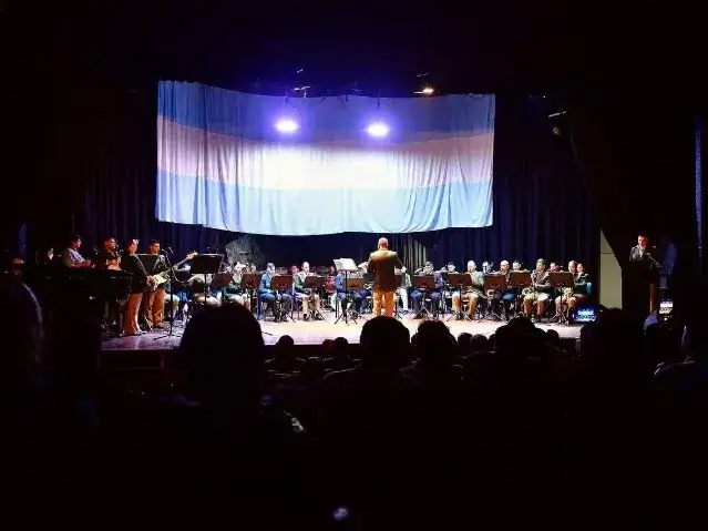 Víspera del 9 de julio: una gala de música y fervor patrio en el Teatro de la Ciudad