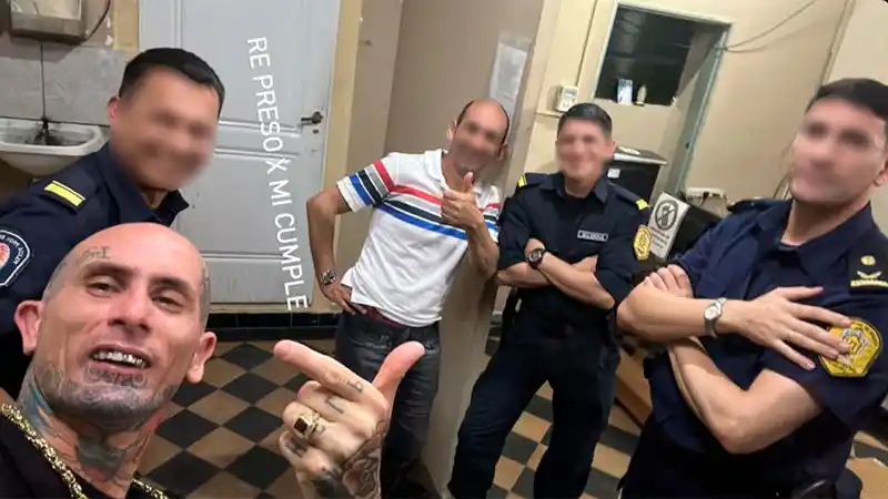 Emanuel Noir salió a festejar su cumpleaños con amigos y terminó "re preso"