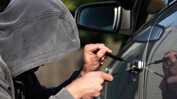 Trabajo entre vecinos y la policía llevó a la captura de pareja que hurtaba autopartes en Altamira