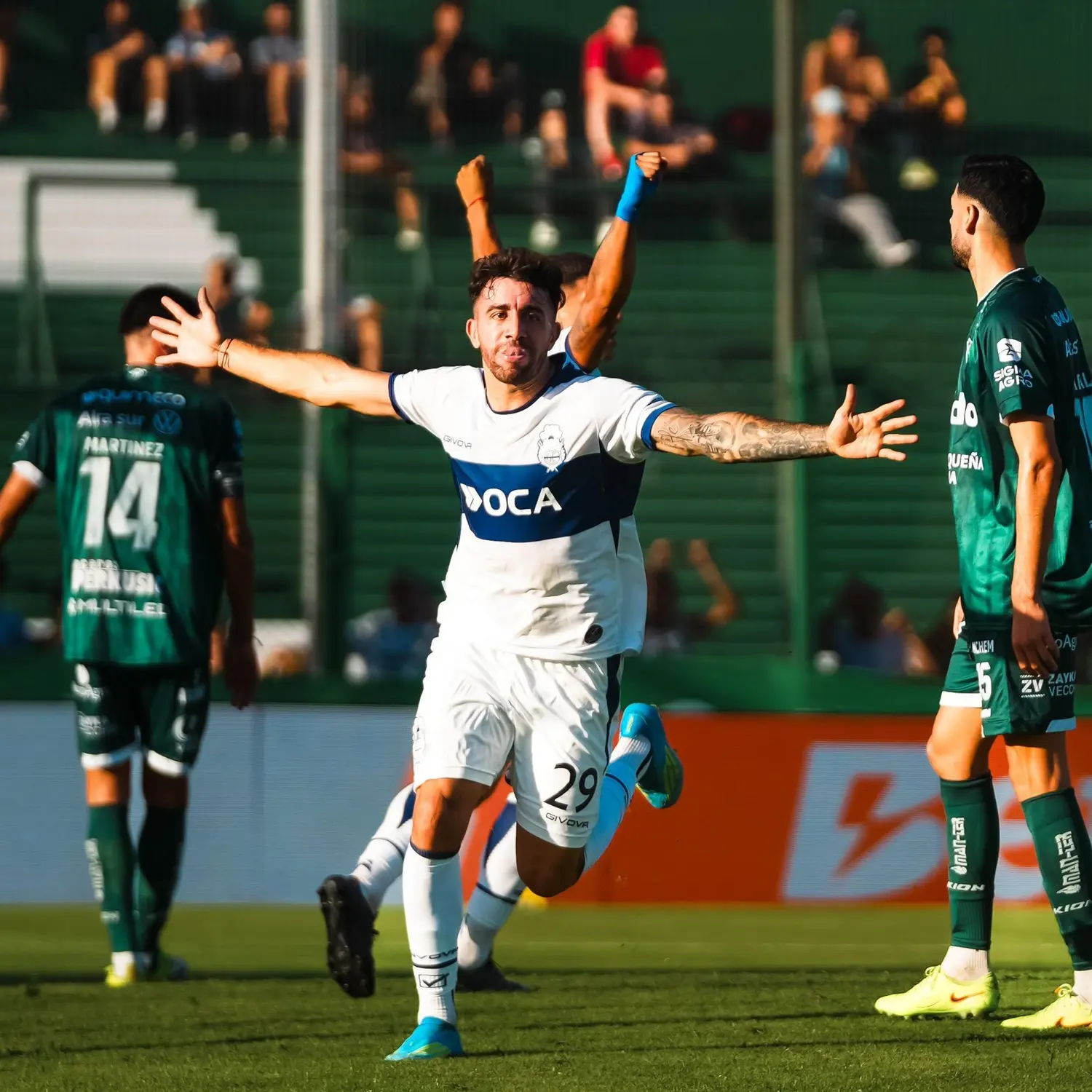 El chavense Agustín Auzmendi es buscado por Independiente