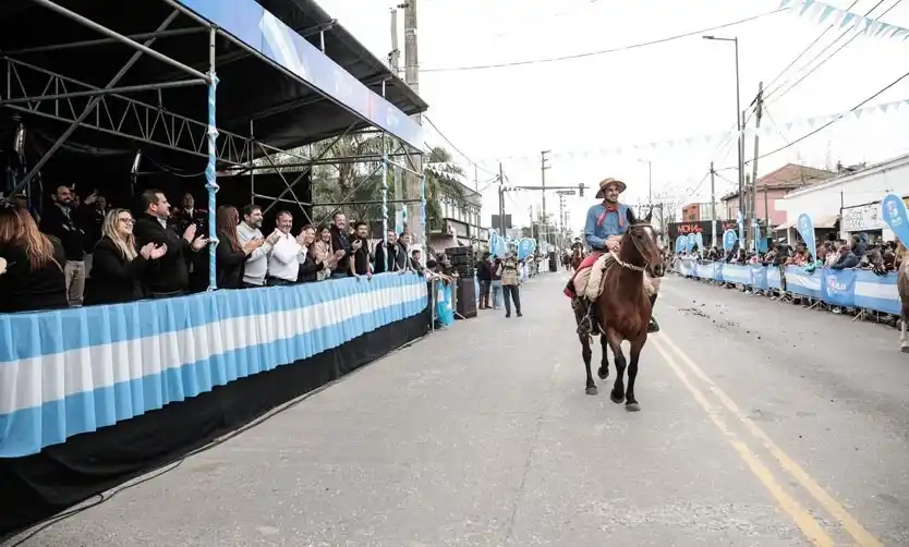 Con historia e identidad, Pilar celebró un nuevo aniversario de la Revolución de Mayo