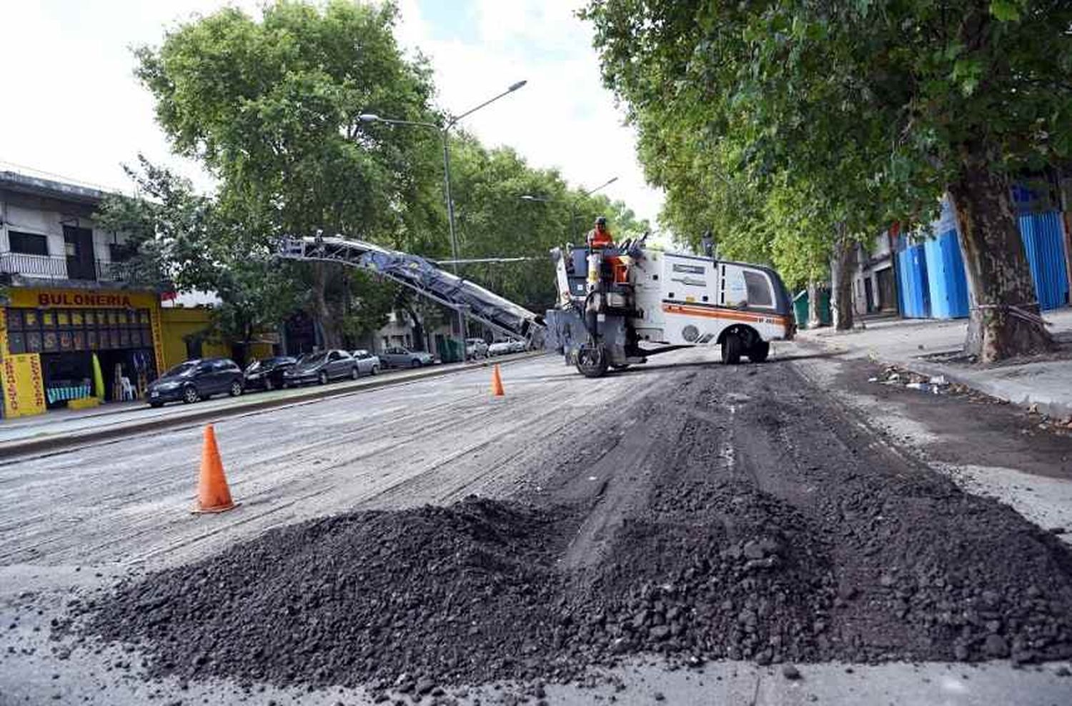 Invierten más de 400 millones de pesos en mejorar las calles de cada distrito de Rosario