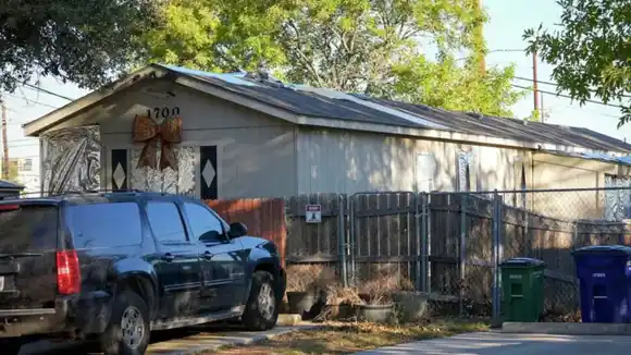 Rescataron a una mujer encadenada que fue torturada durante meses en una casa de la ciudad de Texas