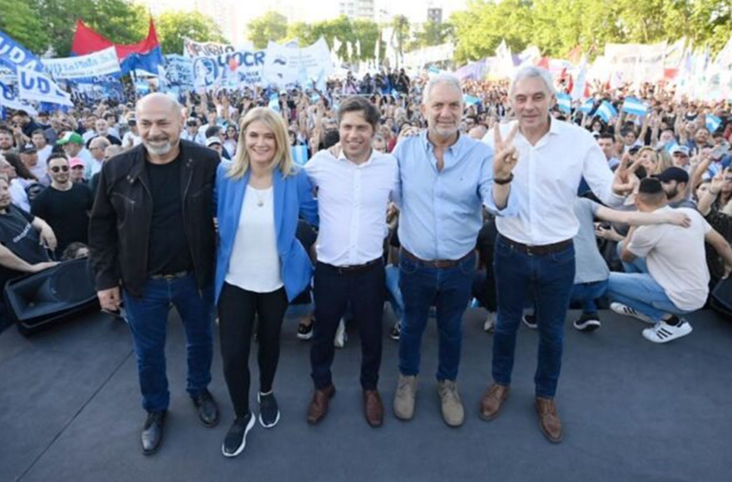 Kicillof apoyó a Massa y dijo que es “quien estuvo junto al pueblo cuando más se lo necesitó”