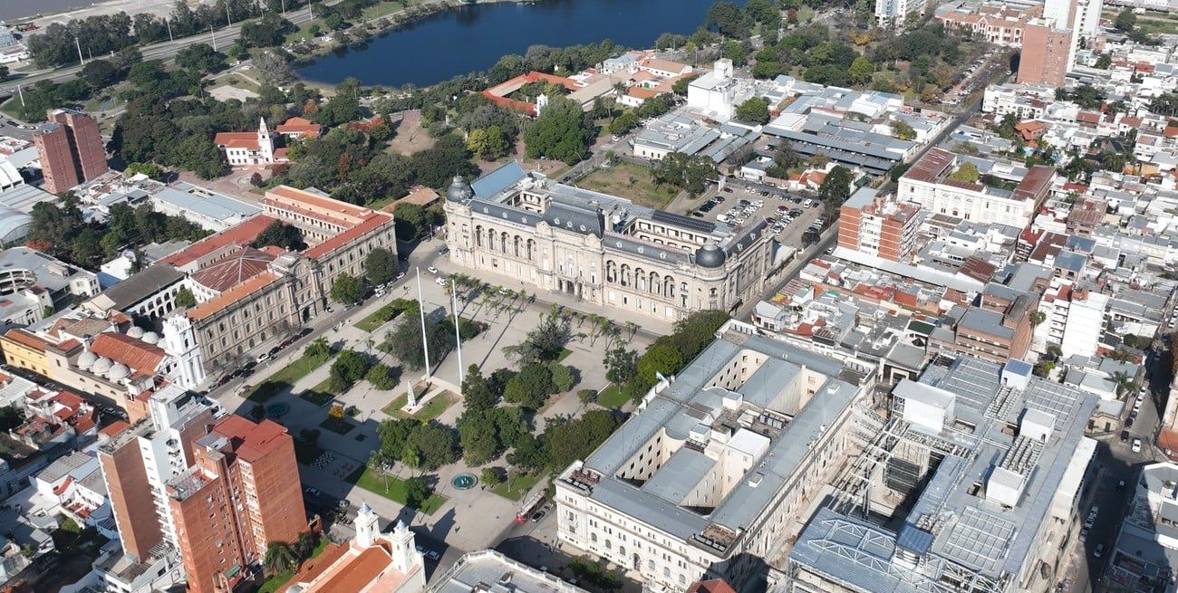Estos datos se dan pese a que Santa Fe percibió 150 mil millones menos de coparticipación. Foto: F. Nicola