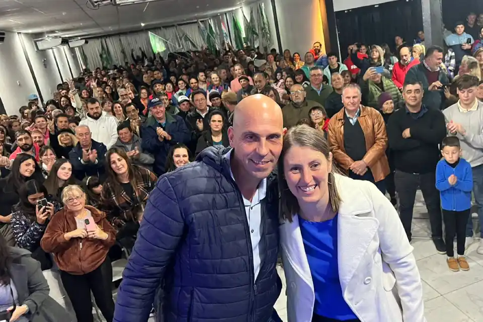 Denuncian que militantes de Juntos por Entre Ríos escracharon la casa del intendente de Colonia Avellaneda