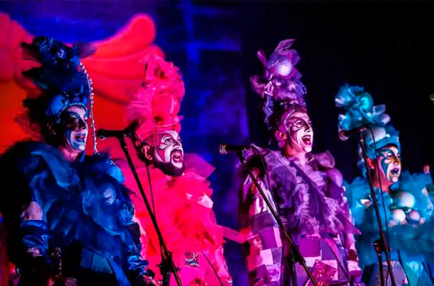 La Murga Despuntando Vicios sube a escena este sábado