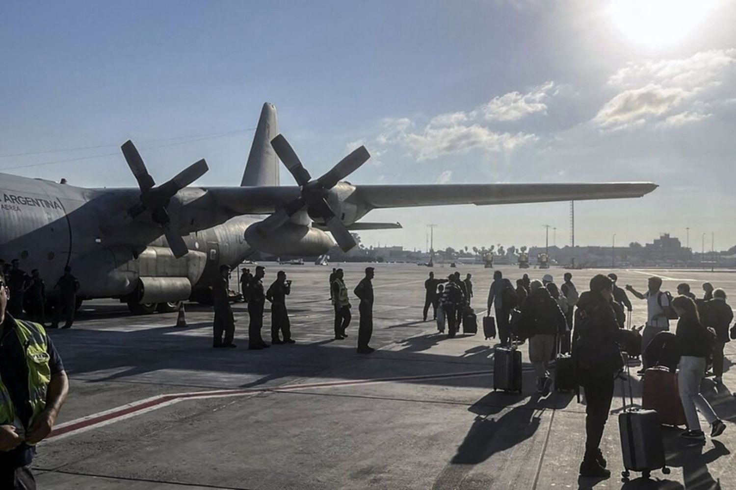 Operación “Regreso Seguro”: cómo es la evacuación de ciudadanos argentinos desde Israel