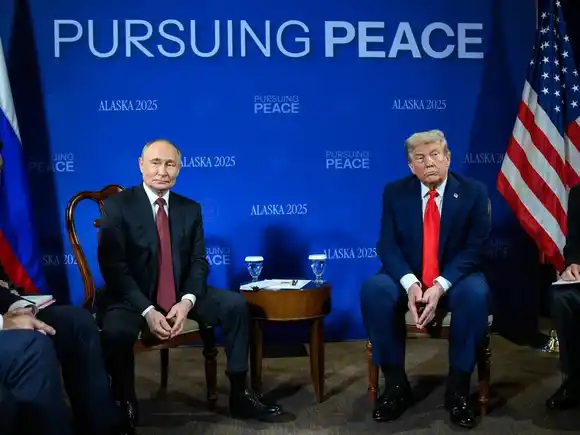 Cumbre en Alaska: Trump niega un acuerdo por Ucrania y Putin habla de un "entendimiento"