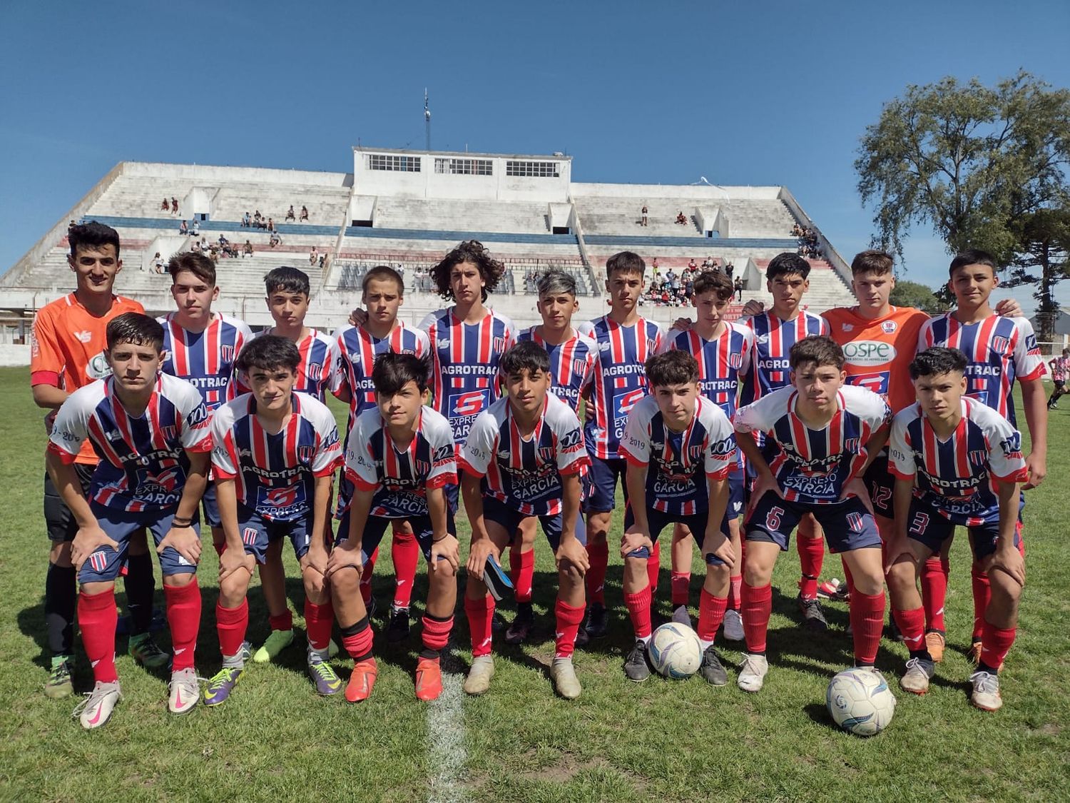 FOTO LIGA TANDILENSE DE FÚTBOL La Sexta de Ferro.