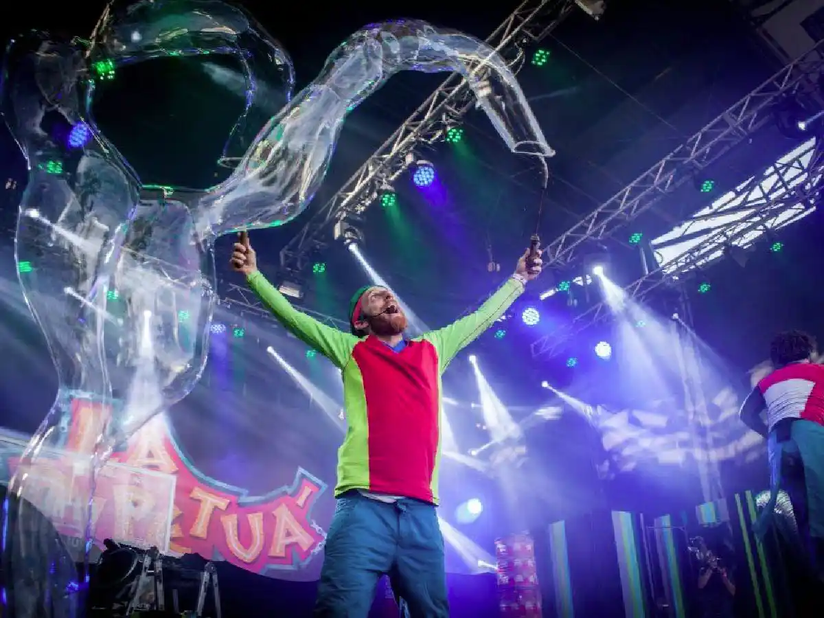 Una propuesta diferente: teatro, clown y circo moderno  con “humor universal”