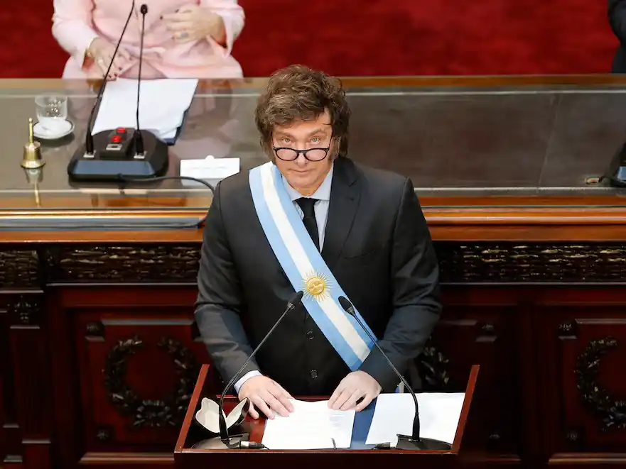 La decisión se inscribe en un intento del Gobierno por reactivar la agenda legislativa tras semanas de estancamiento.