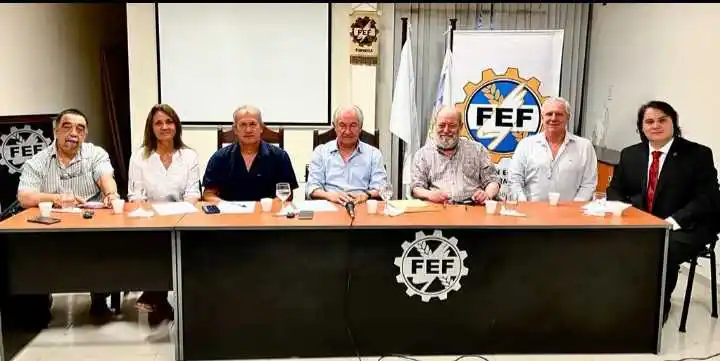 La actividad comercial será hasta las 19.30 el 24 y el 31 de diciembre