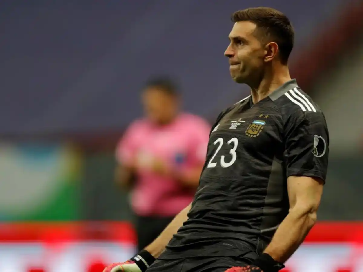 Los mejores memes tras la heroica actuación del Dibu Martínez