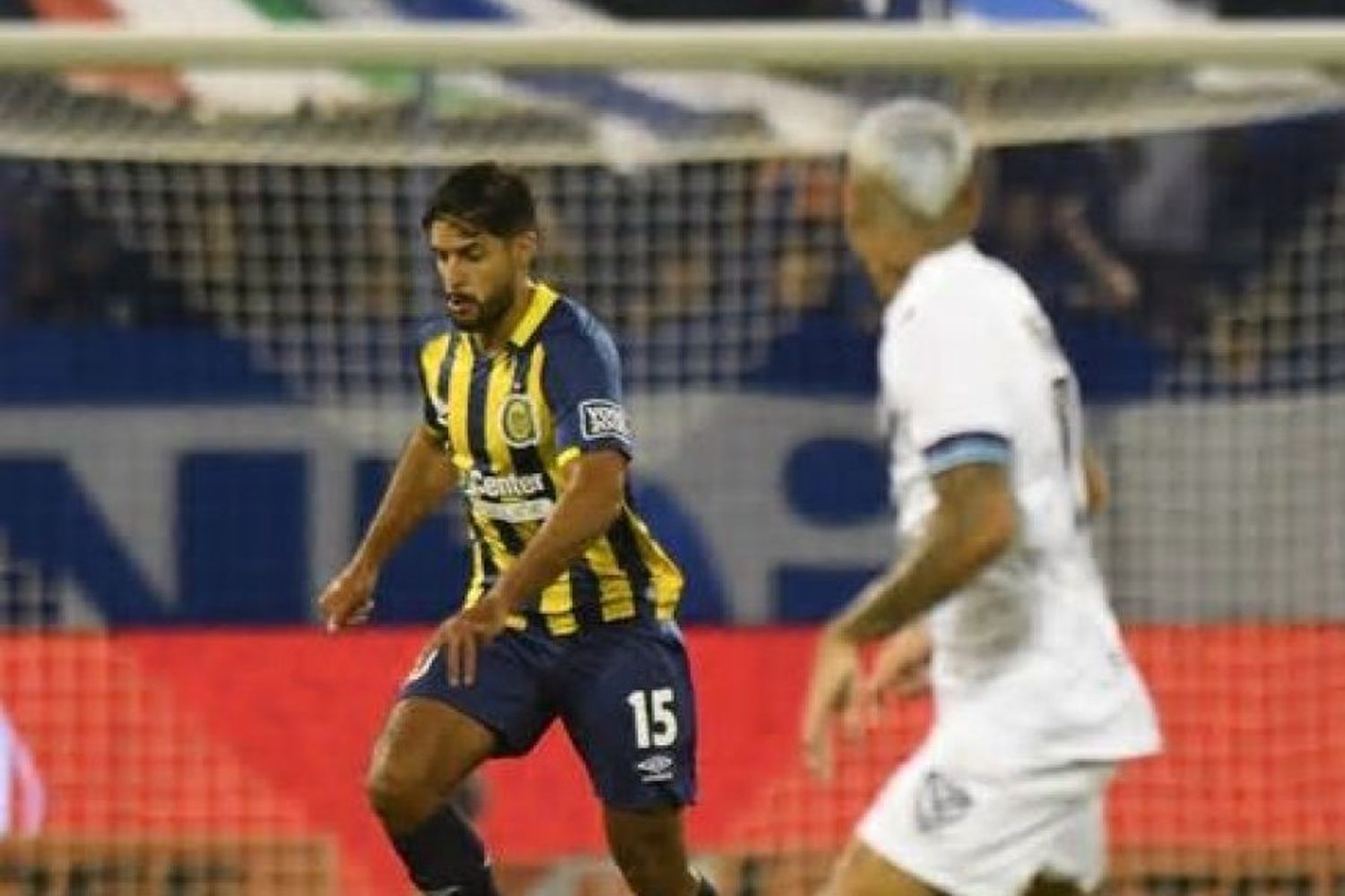Central recibe a Vélez en el "Gigante de Arroyito"