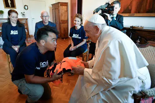 “Socorrer” a los migrantes es “un deber de humanidad”, papa Francisco clama por quienes arriesgan la vida a diario