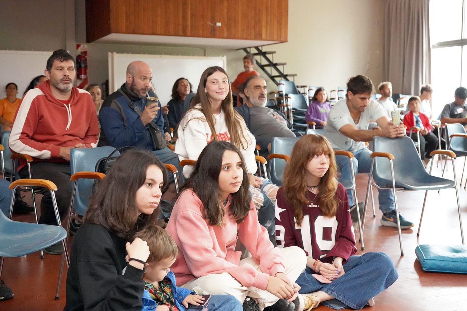 Un buen plan. Varias familias se acercaron hasta el Centro Cultural