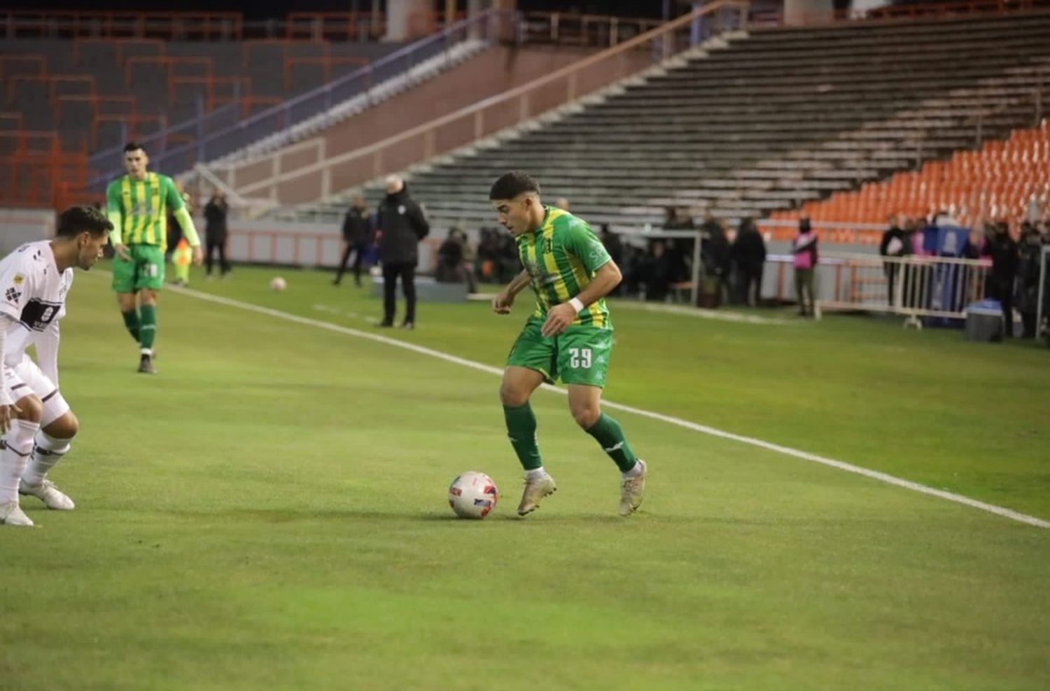 Para seguir sumando: Aldosivi visita a Racing