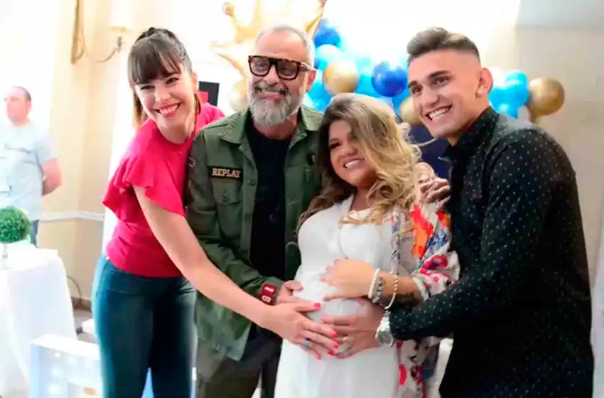 Se conoció la primera foto de Francesco, el hijo de Morena Rial y Facundo Ambrosioni