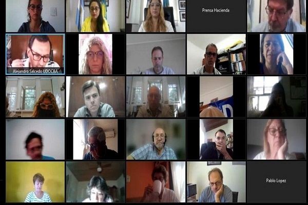 Salarios 2022: Los Docentes bonaerenses pidieron "paritarias cortas" en la primera reunión