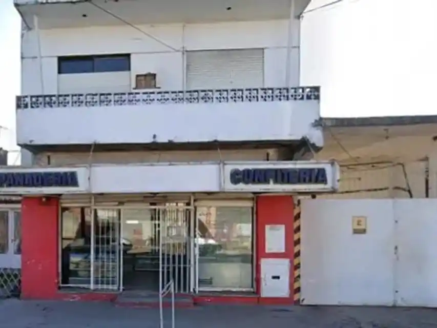 Los asaltantes revolvieron toda la vivienda para buscar dinero.