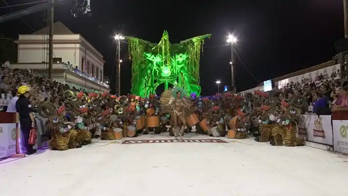 Durante el verano la provincia ofrece fiestas populares y carnavales