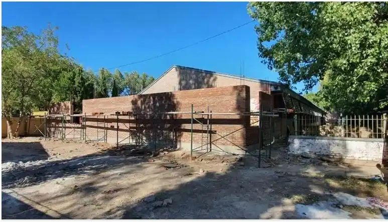 Neuquén: 35 las escuelas que no comenzaron las clases por fallas edilicias