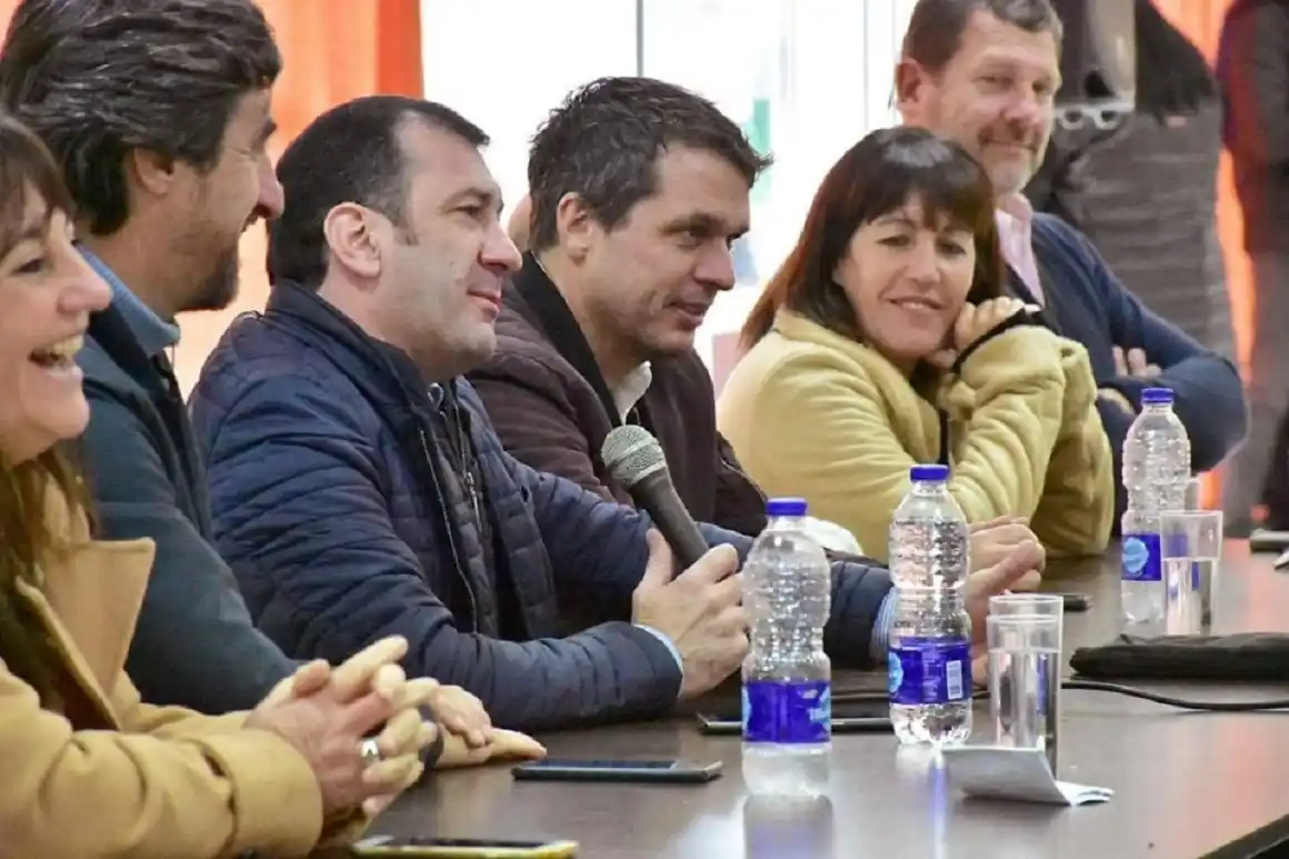 "El Gobernador se puso la campaña al hombro", dijo el precandidato Kueider