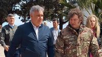 Milei sobrevoló los incendios en Córdoba con el gobernador Llaryora